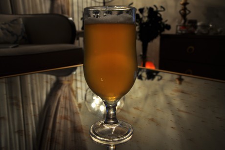 ayaklı bira bardağı